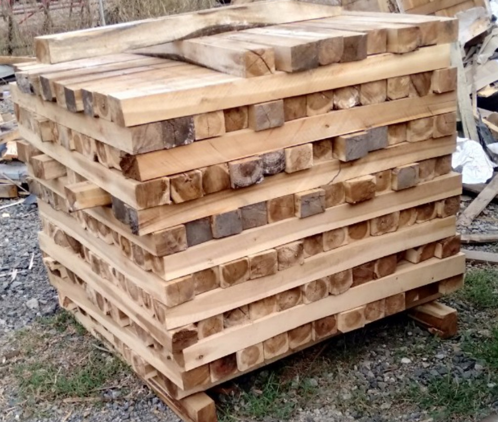 gỗ kê chèn lót hàng hóa